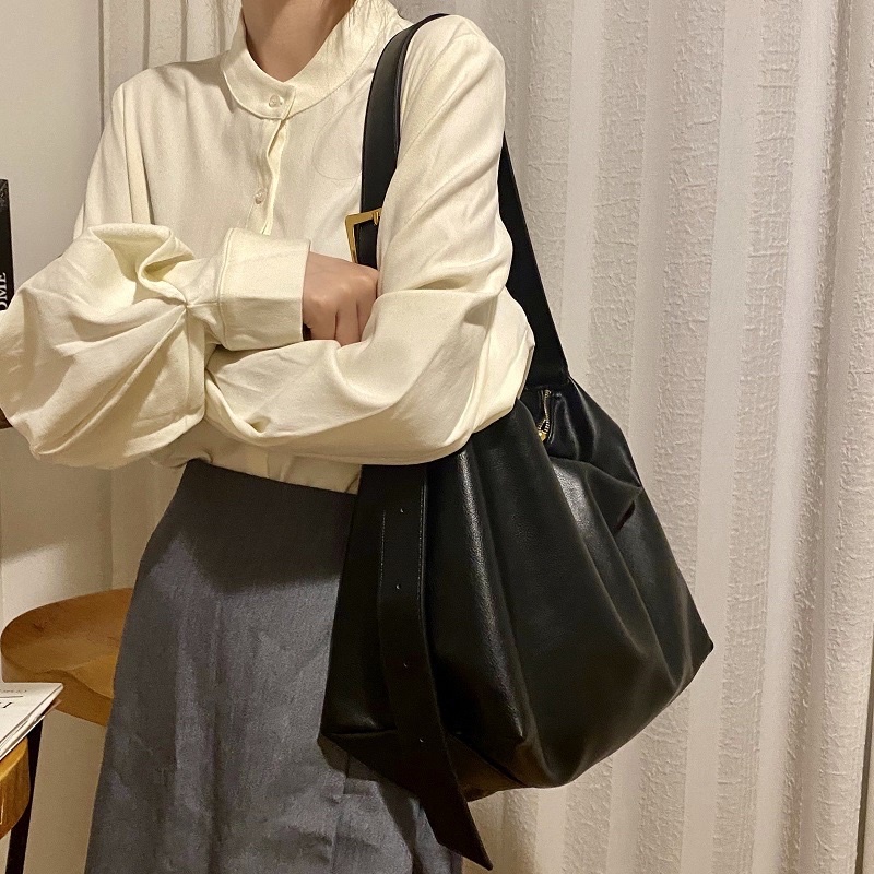 Túi Đeo Chéo Size Lớn Cá Tính Siêu Hot