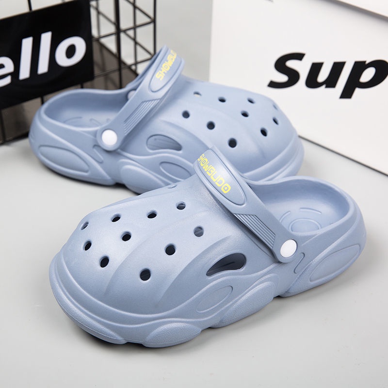 Dép Sandal Q Đục Lỗ Thoáng Khí Mềm Mại Chống Mài Mòn Thời Trang Đi Biển Mùa Hè Cho Nam Và Nữ