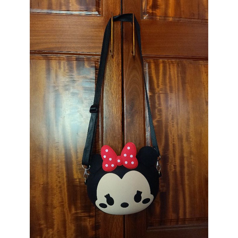 Túi mickey nơ silicon