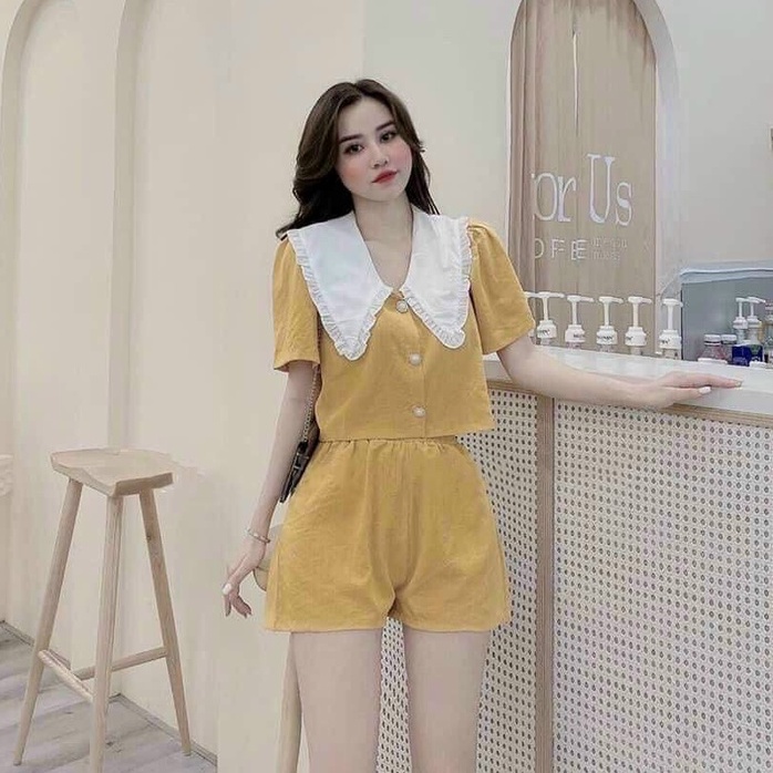 Set bộ đùi áo cổ vạt trắng có hàng nút thoải mái mặc ngày hè
