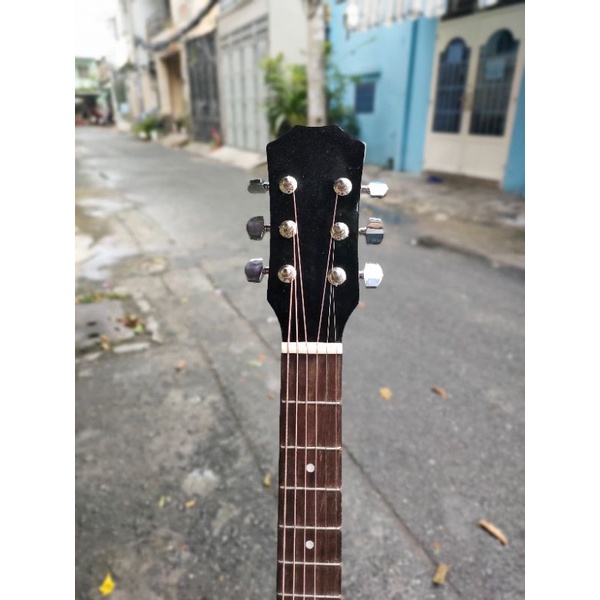 Đàn Guitar Acoustic Giá Rẻ Tiếng Hay Cho Người Mới Tập