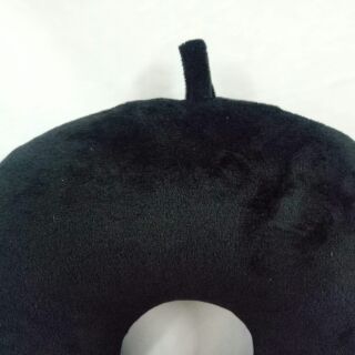 Gối kê cổ, bịt mắt đen.