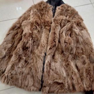 B thúy chiến mua khoác ll cac loai