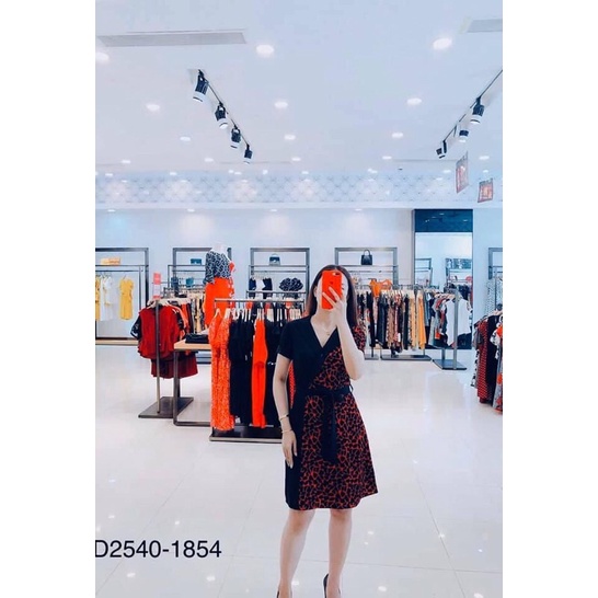 Váy NEM size 2 có dây thắt eo 98%