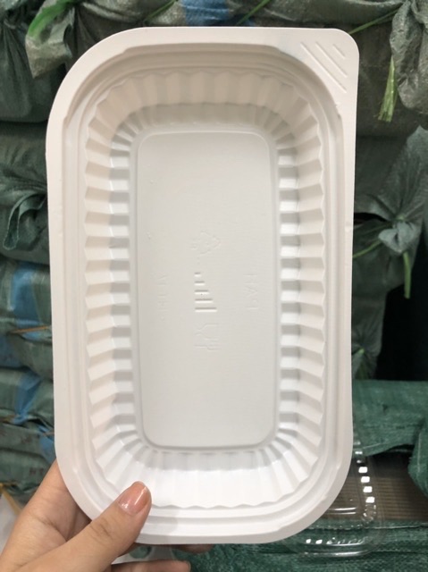 100 Hộp nhựa sushi HT17 dùng 1 lần đế đen | BigBuy360 - bigbuy360.vn