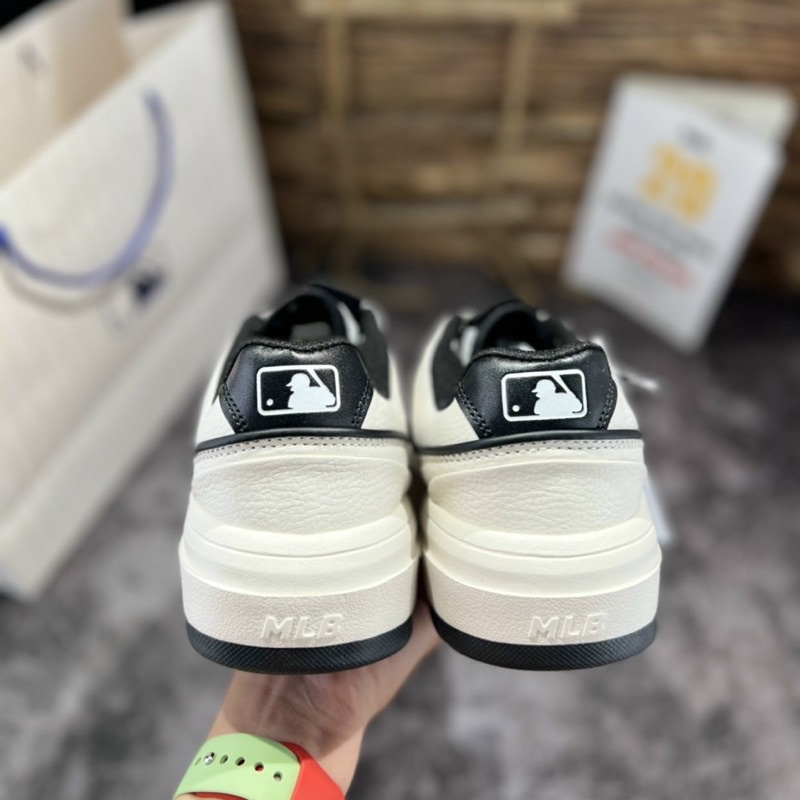 Giày Thể Thao MHSneakers In UV Chữ NY Đế Bằng Mới Nhất 2022
