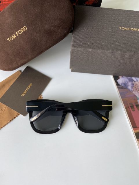 💋KÍNH MÁT TOMFORD💋TF613