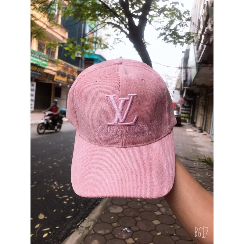 Mũ lưỡi trai thời trang vải nhung tăm thêu chữ LV - Mũ lưỡi trai Nam Nữ Unisex thêu chữ nổi cực đẹp