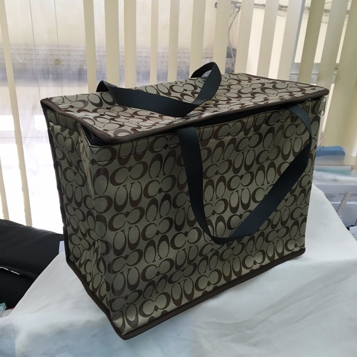 Túi giữ nhiệt lớn ngang 40 - rộng  23cm - cao 30 cm lớp ngoài là vải bố dầy xếp gọn