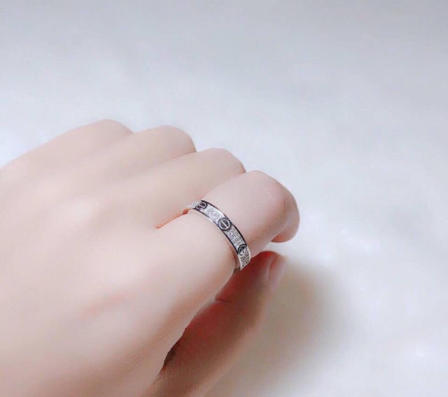 Nhẫn catier full xoàn full box cao cấp