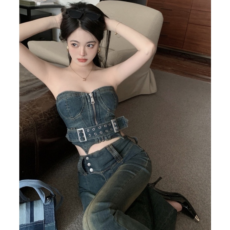 Áo ống và quần jean lưng cao thời trang quyến rũ cho nữ