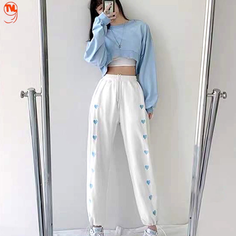 Quần jogger nữ họa tiết tim, quần dài nữ ống rộng eo chun bo gấu phong cách Hàn Quốc họa tiết in nhiệt 5D.