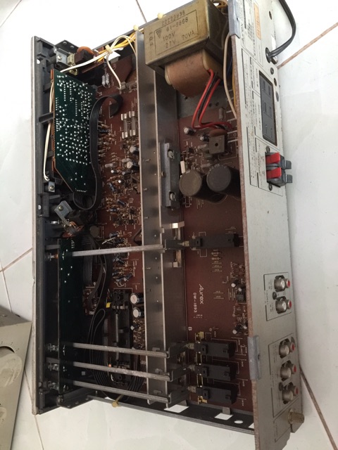 Bán em amply Aurex Sb - 560