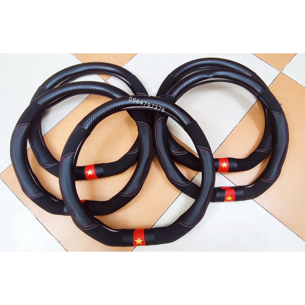 Bọc vô lăng carbon D cut cho xe oto dùng volang D