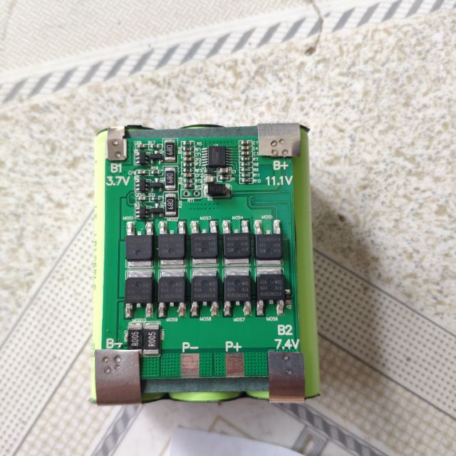 Khối pin 3S 4Ah 12,6V 6 cell lishen, mạch 3S30A
