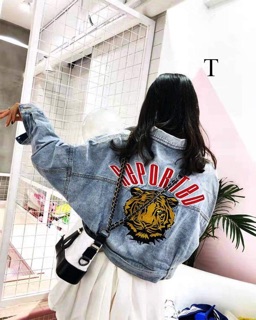 Áo khoác bò thêu đầu hổ TĐ