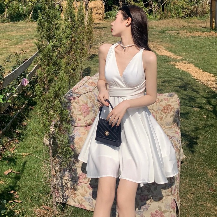 Đầm nữ trắng dáng xòe midi Emilyshop