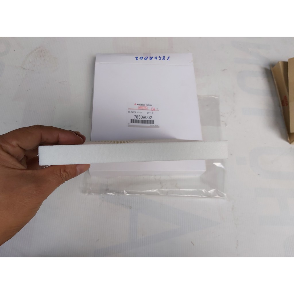 Lọc gió điều hòa xe Mitsubishi Mirage và Attrage