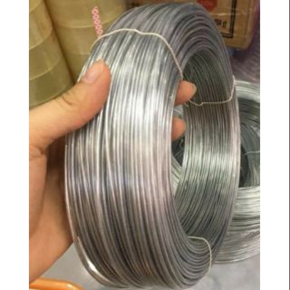 Kẽm bọc nhựa size 2mm. Giá 4.5k/ m