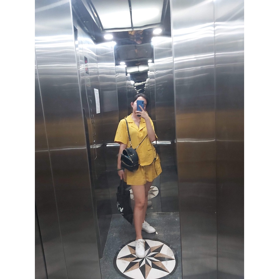 SET ĐỒ Hanna, Cổ áo giả vest cộc tay mix quần cap dáng ống rộng giả váy hiện đại trẻ trung.