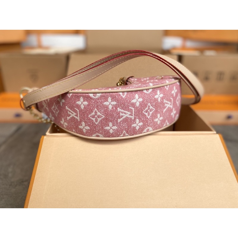 Túi xách nữ Lv Moon màu new 2022, size 24, fullbox túi vải hãng, siêu sang chảnh