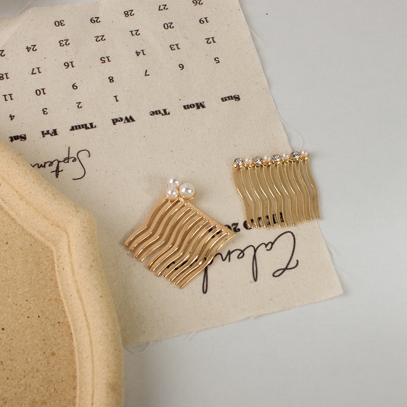 Kẹp Tóc Mái Bằng Kim Loại Đơn Giản Dễ Thương Cho Nữ