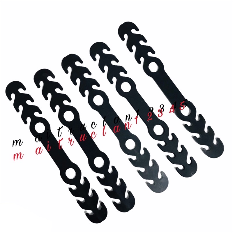 Thanh nhựa dẻo đeo dây khẩu trang chống đau tai 2 màu trắng và đen | BigBuy360 - bigbuy360.vn