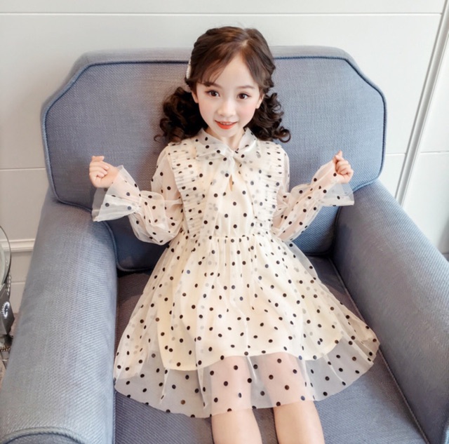 Váy voan chấm bi dành cho bé gái