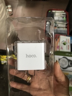 Cổng sạc 3 cổng HoCo C15