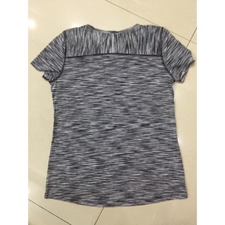 Áo thể thao cổ tròn hiệu TEK GEAR