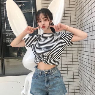 ÁO THUN CROPTOP SỌC XOẮN EO