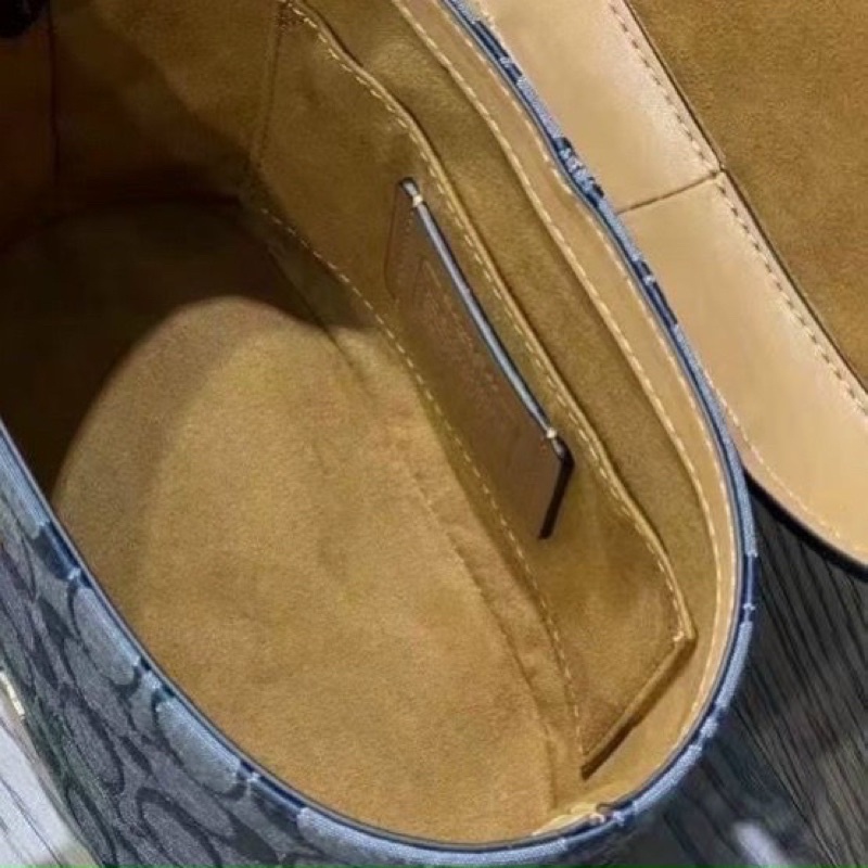 ‼️Rẻ nhất Shopee‼️Túi Coach Kay chambray CROSSBODY