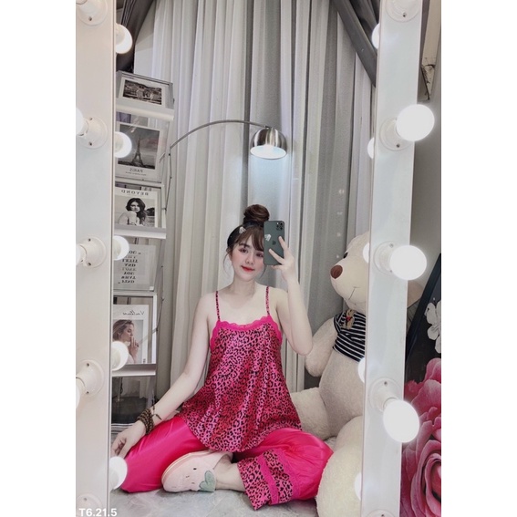 SÉT ĐỒ BỘ 2 DÂY PHI BÓNG HỌA TIẾT SANG CHẢNH HẾT NẤC