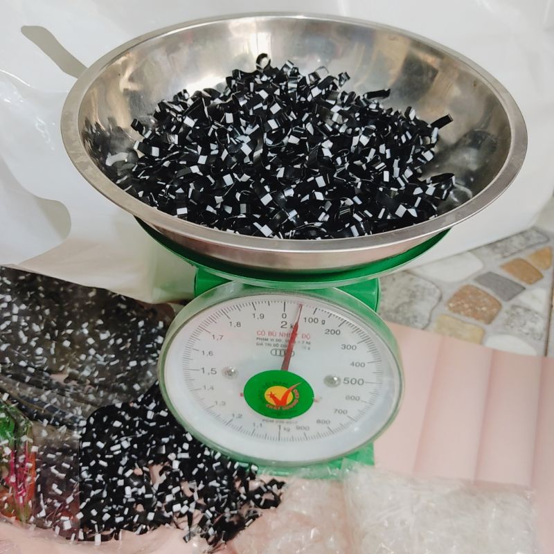 Thun cột tóc đen,nhiều màu,trong suốt