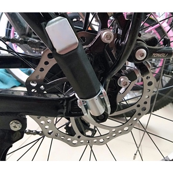 GIÁ ĐỂ CHÂN XE ĐẠP GẤP GỌN