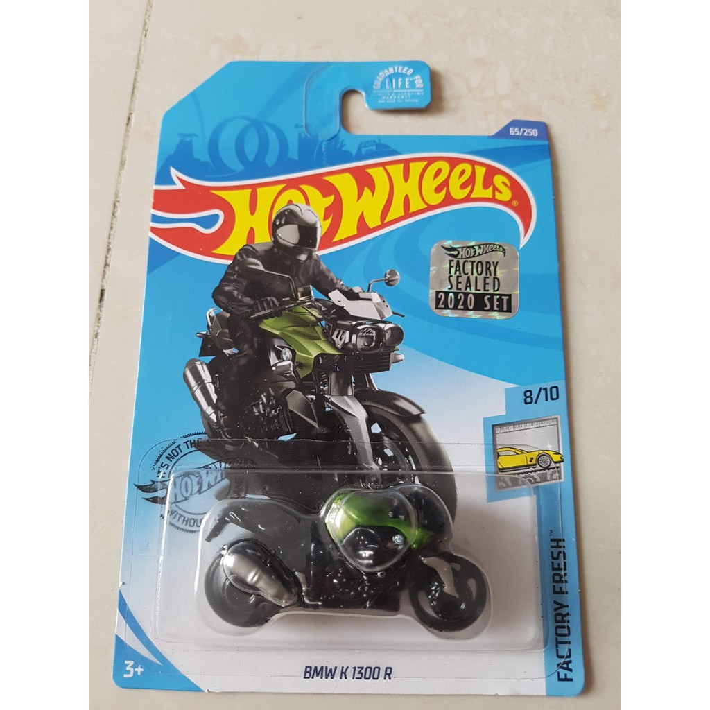 Xe Mô Hình Chính Hãng HotWheels - BMW K 1300 R