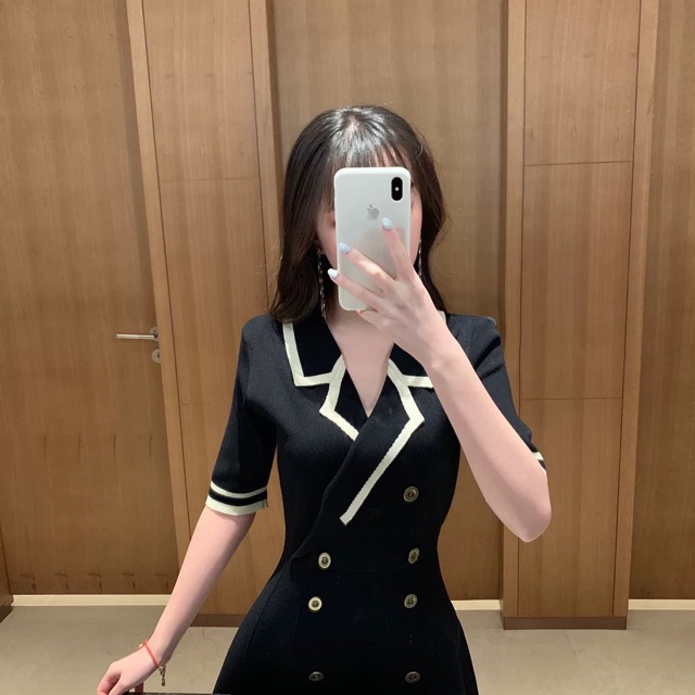 Bigsize Đầm cổ vest phối cúc viền màu len montoghi tay ngắn