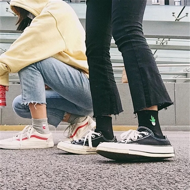 Tất Icon thêu siêu ciu - ảnh thật