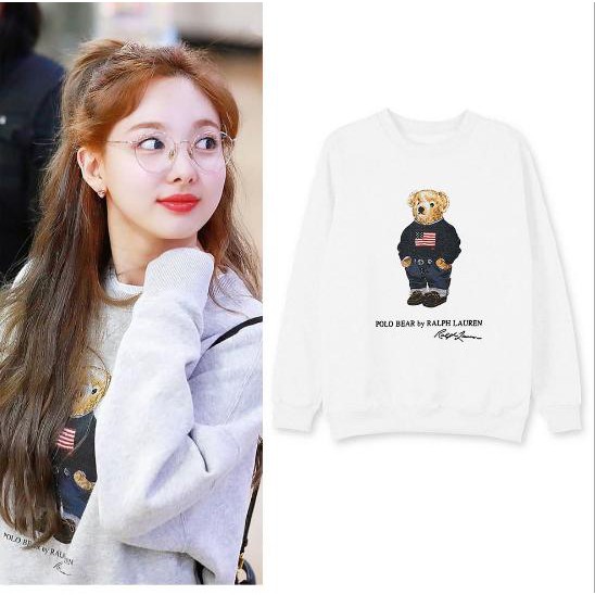Sweater Nayeon hình gấu