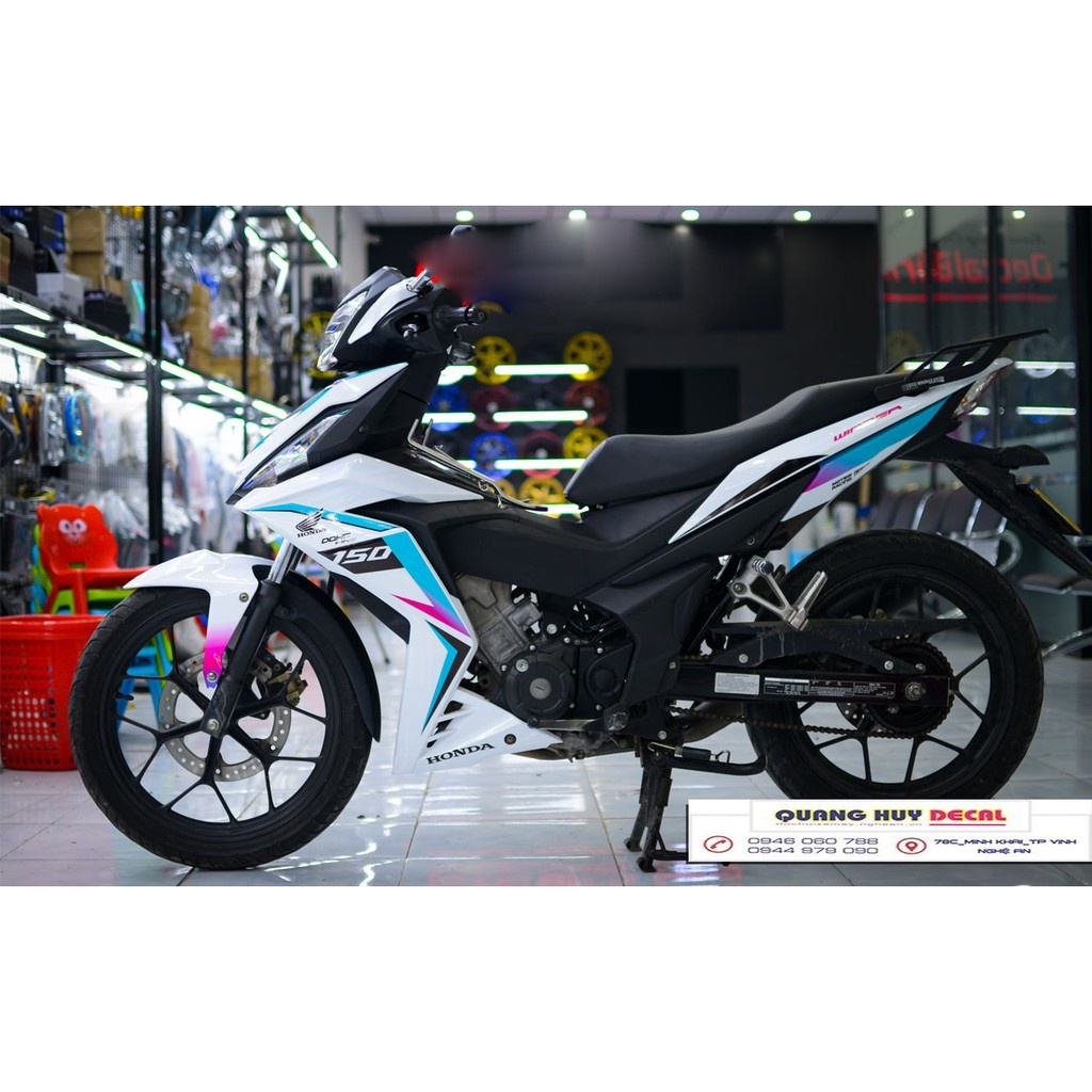 Tem xe Winner kỷ niệm xanh trắng 150 V1, độ thiết kế team dán phủ decal xe máy giá rẻ đẹp
