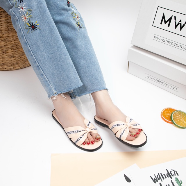 DÉP NỮ THỜI TRANG MWC - DÉP NỮ ĐẾ BỆT - DÉP LÊ NỮ PHỐI CHỮ- DÉP NỮ QUAI NGANG  THẮT NƠ CÁCH ĐIỆU SIÊU XINH NUDE -  3297