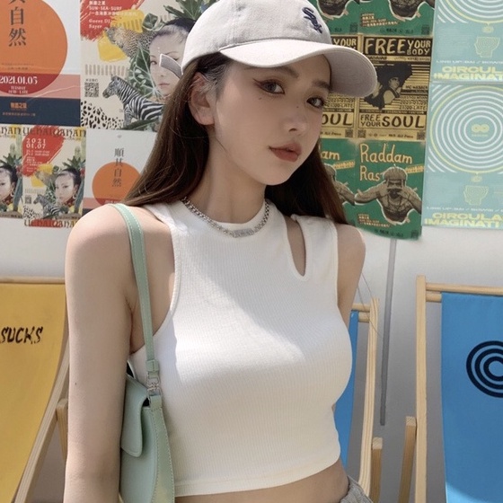 Áo thun croptop nữ ba lỗ khoét vai đen trắng Wikishop freesize phom ôm hở eo sexy hàn quốc cổ tròn sát nách C821