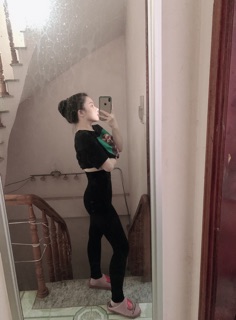 Quần legging thần thánh