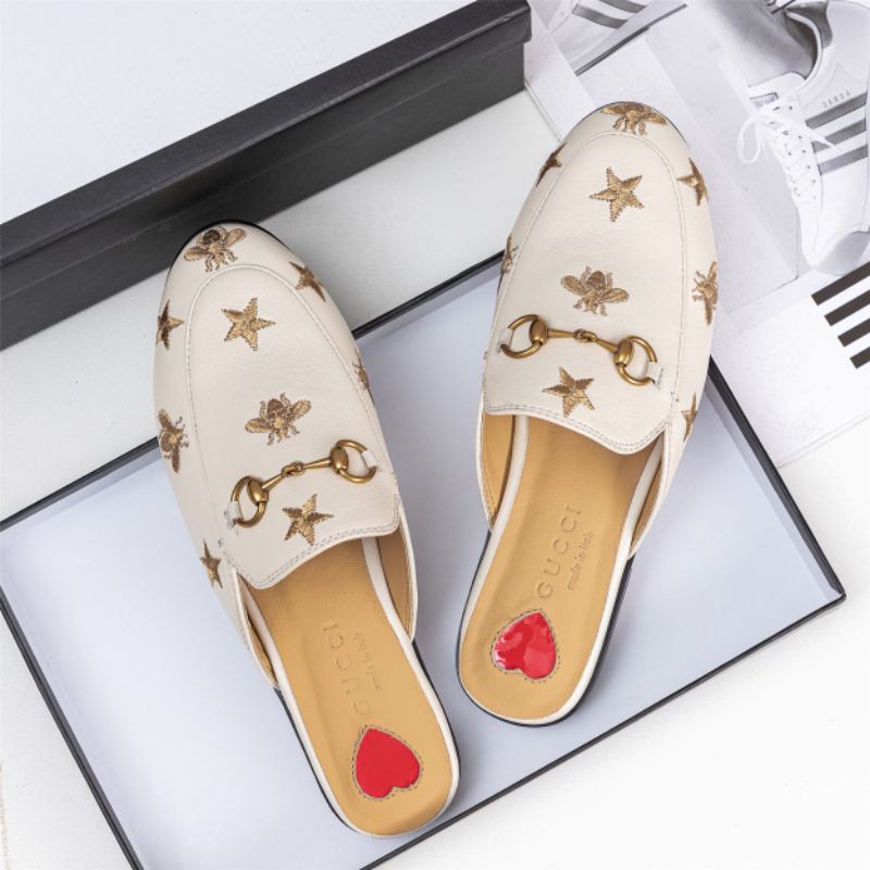 giày sục lười loafer nam nữ da thật mũi tròn thêu họa tiết hình ong và ngôi sao quai gắn xích G-C Gucci