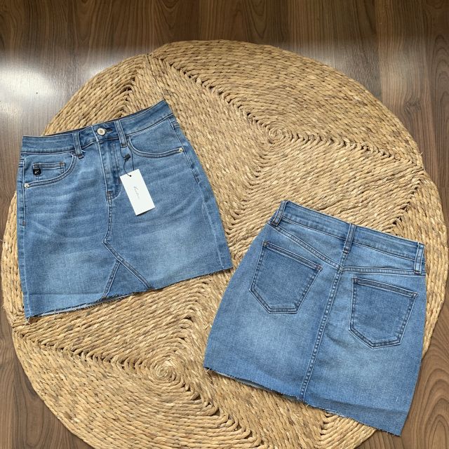 Chân váy jeans Kancan