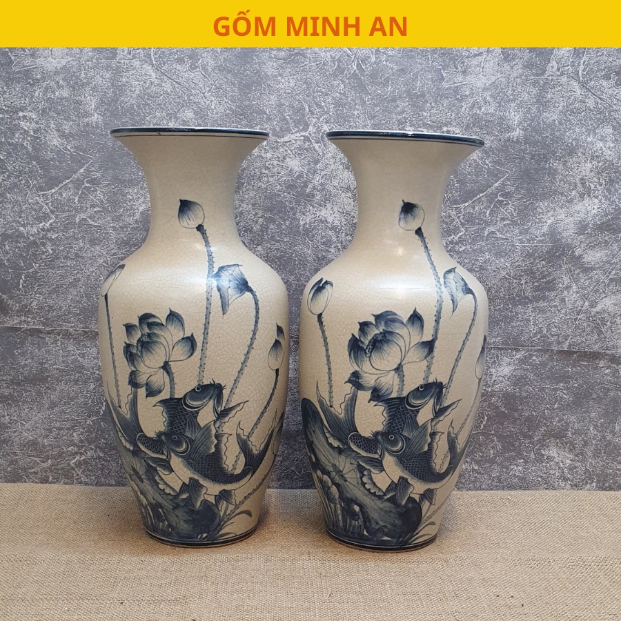 Tiểu lục bình men rạn vẽ hoa sen cá chép gốm Minh An Bát Tràng cao 40cm
