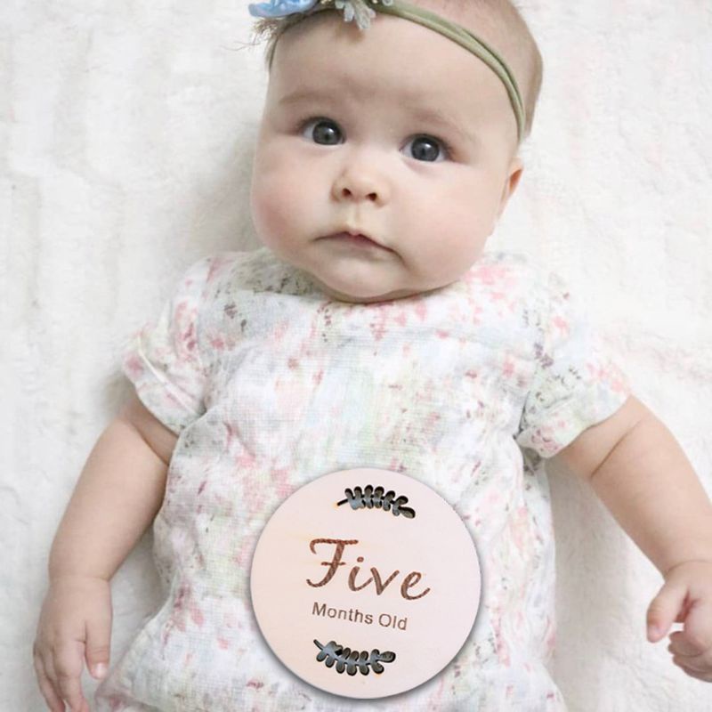 Bộ 12 Miếng Dán Đánh Dấu Cột Mốc Phát Triển Theo Tháng Dùng Chụp Ảnh Kỷ Niệm