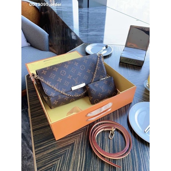 Set Lv kèm ví có dây đeo