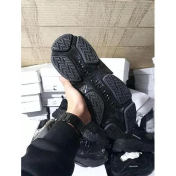 sale (Bản đẹp+full box) Ảnh thật giày balenciaga triple S, full black Chất Nhất 👟 Xịn Nhất 2020 . A12 ✔ - dọ kho ' ¹ /