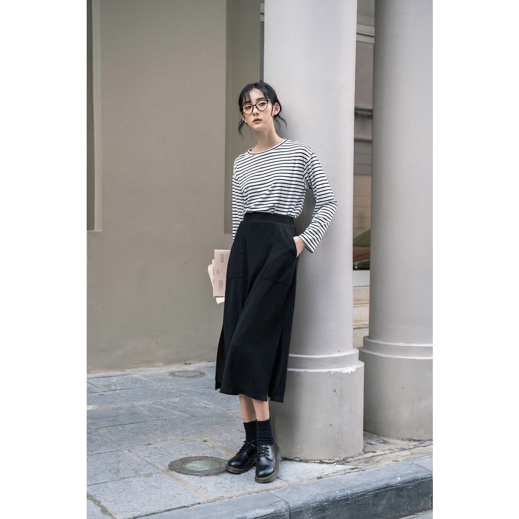 Áo sweater cổ tròn dài tay nữ MADELEN dáng freesize kẻ ngang nhiều màu | BigBuy360 - bigbuy360.vn